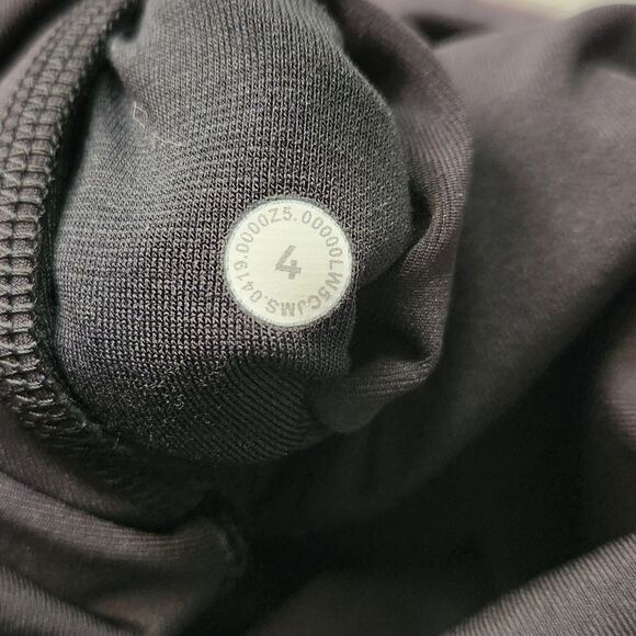 Lululemon Wunder Under High Rise Tight Ray with Skull Size 4 - Picture 6 of 6